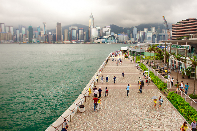 Thăm quan hải cảng Victoria ở Hồng Kông