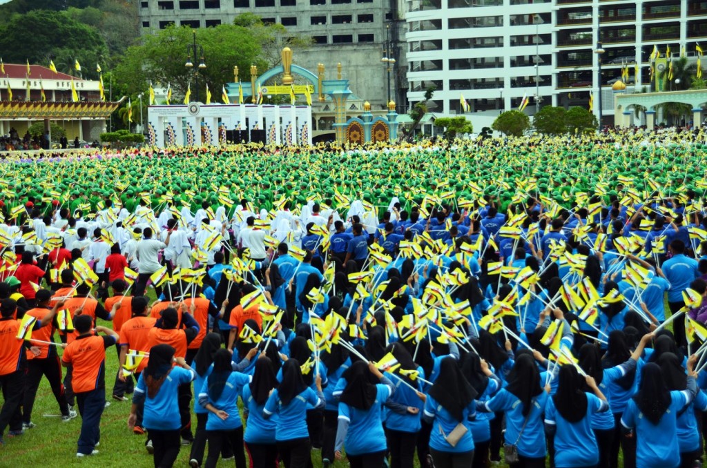 Tận hưởng lễ quốc khánh tưng bừng của Brunei