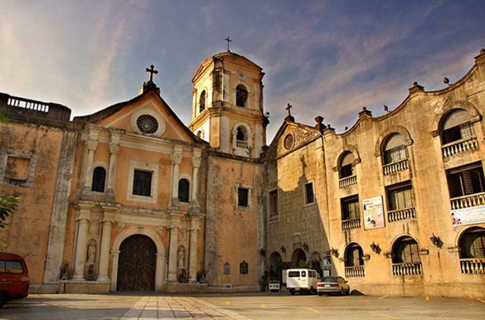 nhà thờ San Agustin