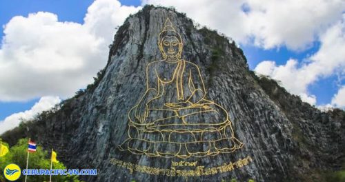 Núi Phật Cheechan là địa điểm du lịch tâm linh nổi tiếng của Thái Lan