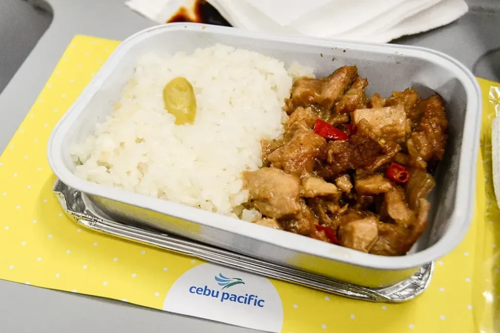 Đặt trước suất ăn trên chuyến bay Cebu Pacific - Hiệu quả về chi phí và dễ vận hành